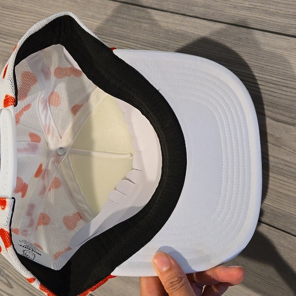 Hello Kitty Snapback - Picture 3 of 3